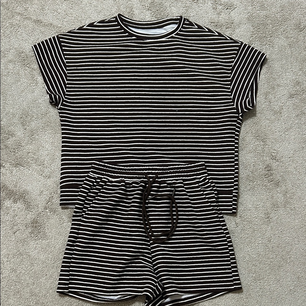 Amazon Black and White Striped Short Sleeve Tee and Shorts Set